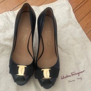 Ferragamo bow tie pumps